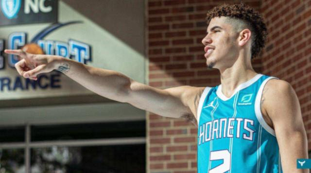 开云app-【人物】夏洛特不烦恼 黄蜂因拉梅洛·鲍尔而改变